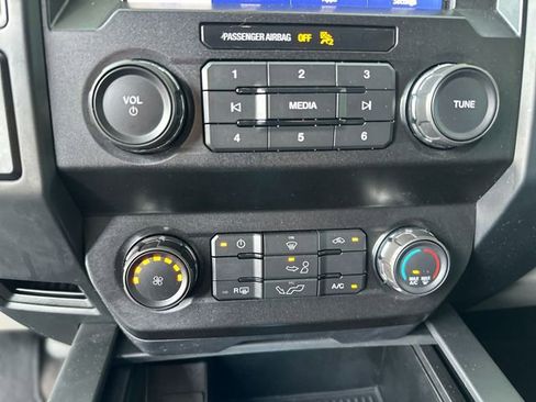 Used 2019 Ford F150 XL w/ Equipment Group 101A Mid AWD/4WD image 19