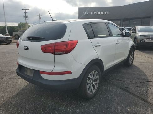 Used 2016 Kia Sportage LX AWD/4WD image 4