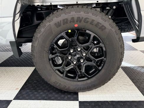 New 2025 Ford F150 XLT w/ Equipment Group 301A Standard image 11