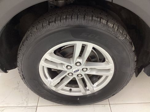 Used 2021 Ford Explorer XLT image 49