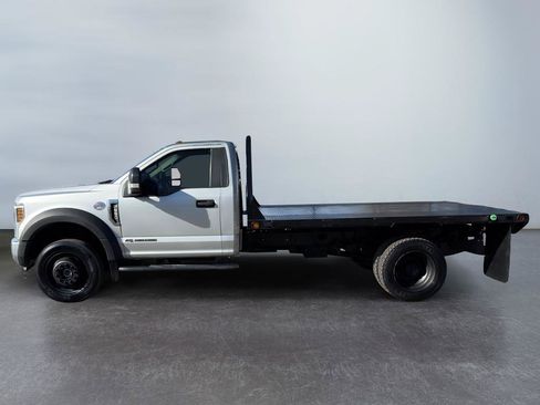 Used 2019 Ford F550 4x4 Regular Cab Super Duty image 2