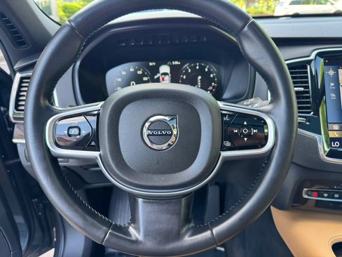 Used 2017 Volvo XC90 T6 Momentum w/ Vision Package AWD/4WD image 31