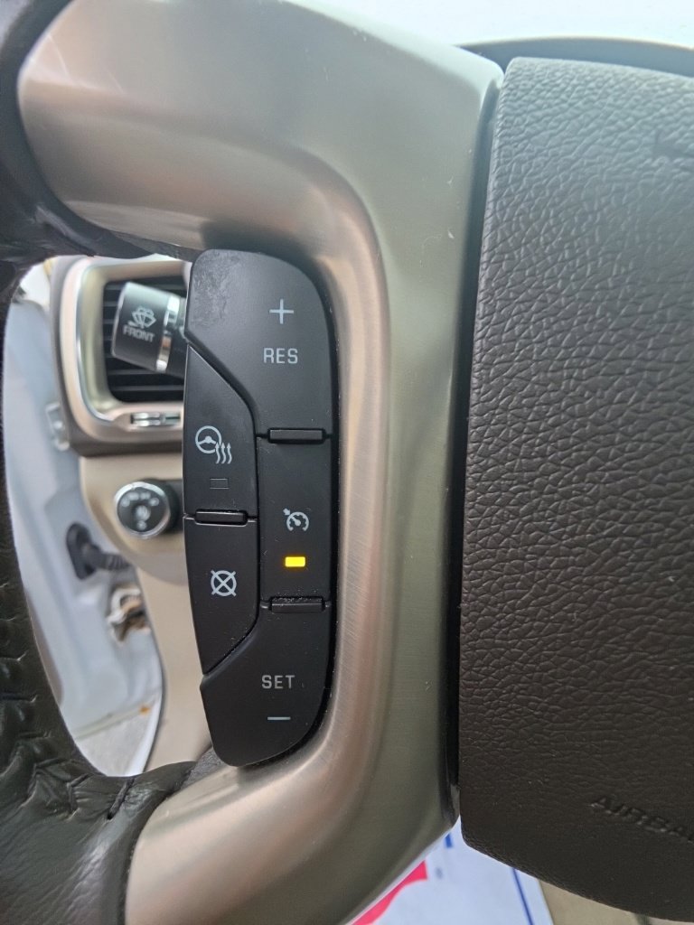 Used 2016 GMC Acadia Denali AWD/4WD image 16