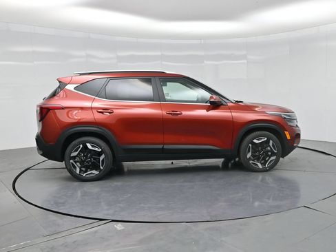 New 2026 Kia Seltos SX w/ SX Sunroof Package AWD/4WD image 38