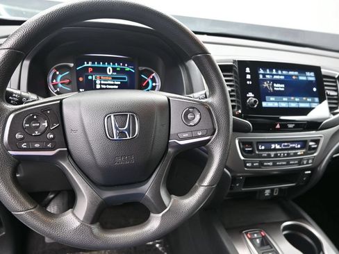 Used 2022 Honda Pilot Sport image 19