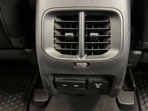 Used 2020 Jeep Cherokee Latitude Plus FWD image 25