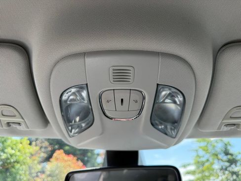 Used 2020 Jeep Compass Trailhawk AWD/4WD image 27