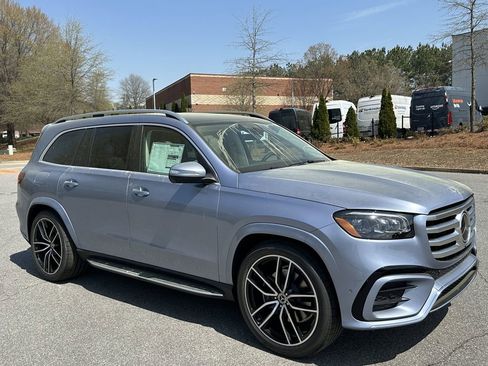New 2026 Mercedes-Benz GLS 450 4MATIC image 2