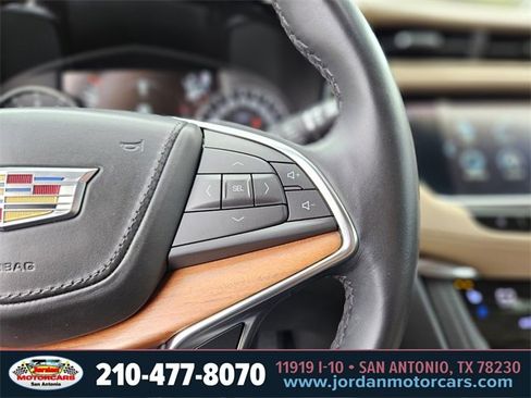 Used 2018 Cadillac XT5 Platinum image 28