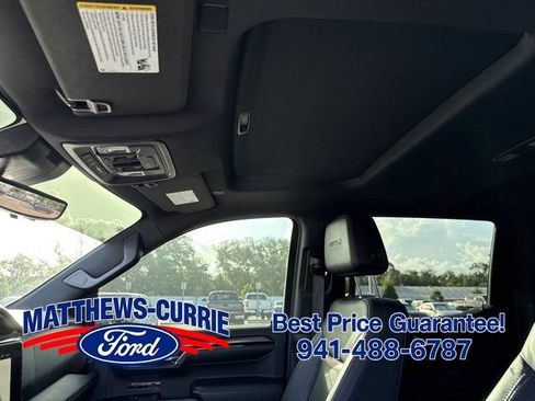 Used 2024 GMC Sierra 1500 AT4 w/ Technology Package AWD/4WD image 11