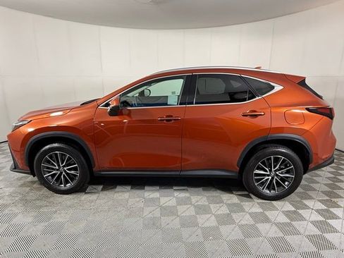 Certified 2022 Lexus NX 250 FWD w/ Premium Package image 3