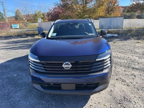 New 2026 Nissan Kicks SV w/ SV Premium Package image 2