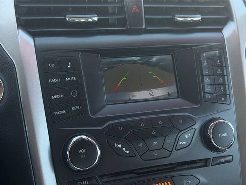 Used 2018 Ford Fusion S FWD image 27