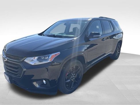 Used 2020 Chevrolet Traverse Premier w/ Redline Edition AWD/4WD image 4