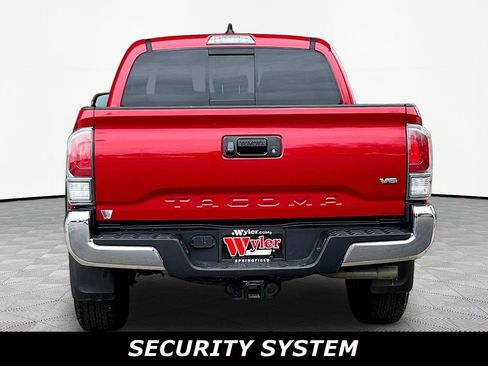 Used 2023 Toyota Tacoma TRD Off-Road image 5