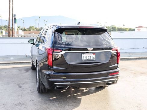Used 2023 Cadillac XT6 Premium Luxury FWD image 7