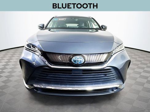 Used 2021 Toyota Venza XLE AWD/4WD image 2