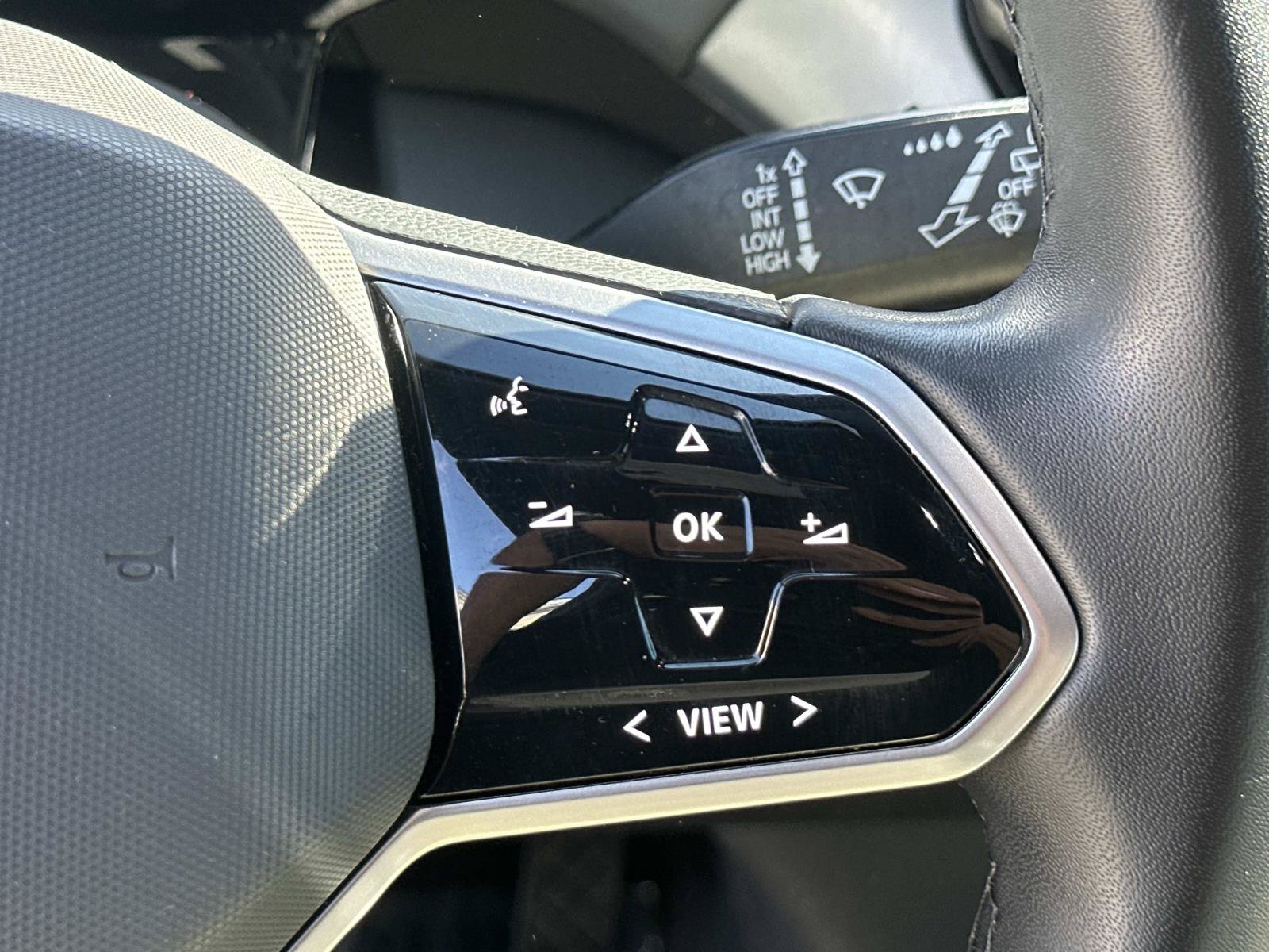 Certified 2023 Volkswagen ID.4 Pro RWD image 10