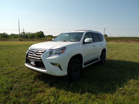 Used 2016 Lexus GX 460 w/ Premium Package AWD/4WD image 1