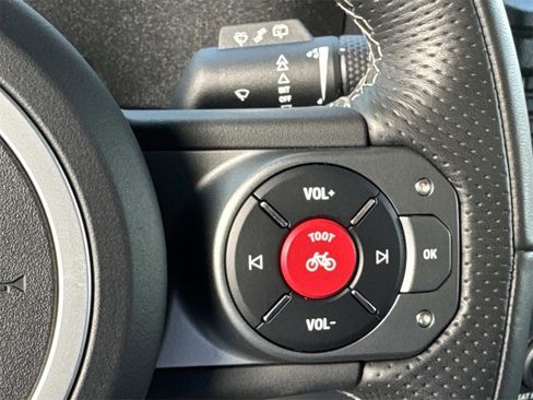 Used 2024 INEOS Grenadier Fieldmaster Edition image 28