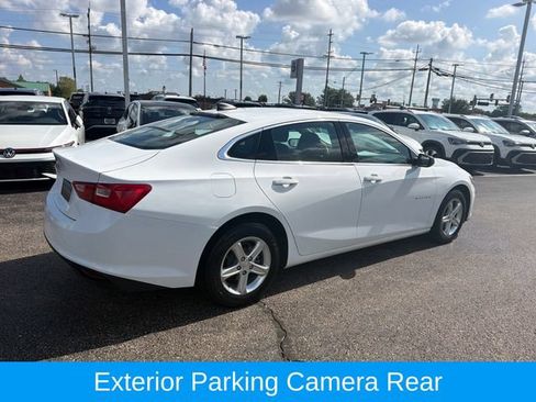 Used 2022 Chevrolet Malibu LS FWD image 3