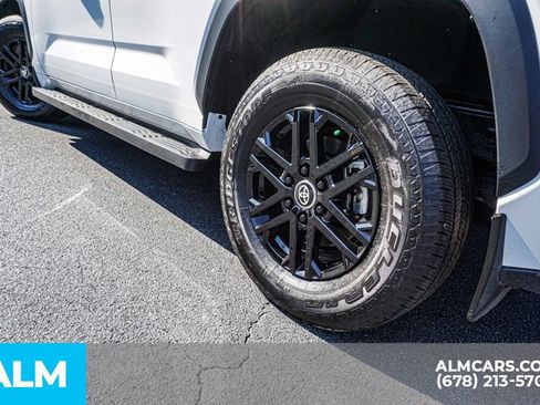 Used 2025 Toyota Sequoia SR5 AWD/4WD image 15