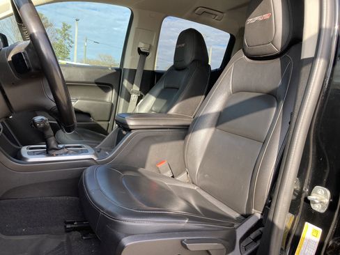 Used 2019 Chevrolet Colorado ZR2 image 11