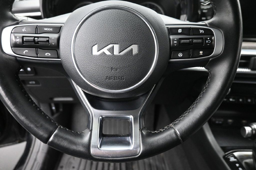 Used 2024 Kia K5 EX w/ EX Premium Package FWD image 16