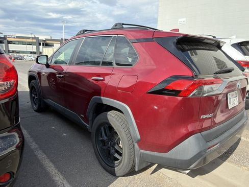 Used 2021 Toyota RAV4 Limited AWD/4WD image 8