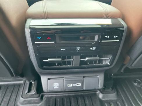 Used 2023 Acura MDX w/ Technology Package AWD/4WD image 34