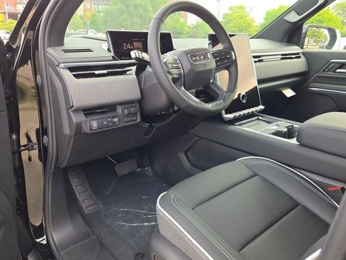 New 2026 GMC Sierra EV Elevation image 23