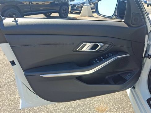 Used 2021 BMW 330i Sedan w/ M Sport Package RWD image 12
