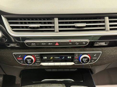 Used 2017 Audi Q7 3.0T Premium Plus image 25