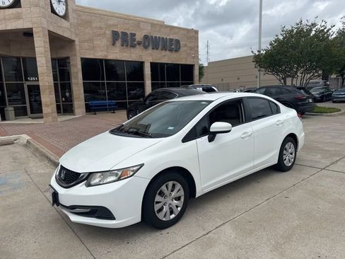 Used 2014 Honda Civic LX image 1