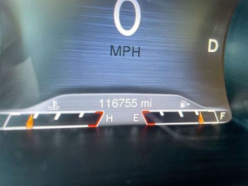 Used 2015 Jeep Cherokee Limited image 23