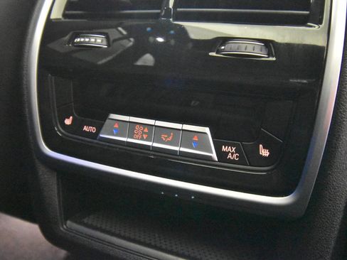 Used 2022 BMW X5 M50i w/ Executive Package image 17