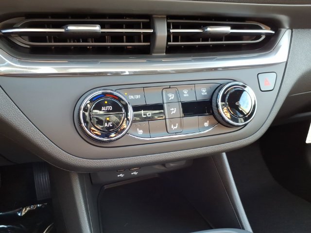 New 2026 Buick Envista Sport Touring w/ Convenience I Package FWD image 31