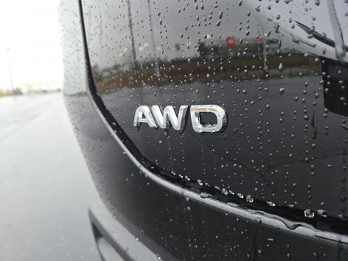 New 2025 Honda Pilot Touring image 21