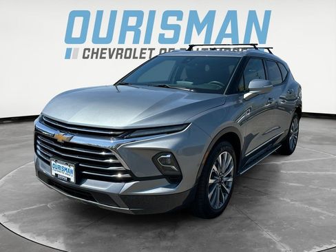 Certified 2024 Chevrolet Blazer Premier w/ Driver Confidence II Package AWD/4WD image 2