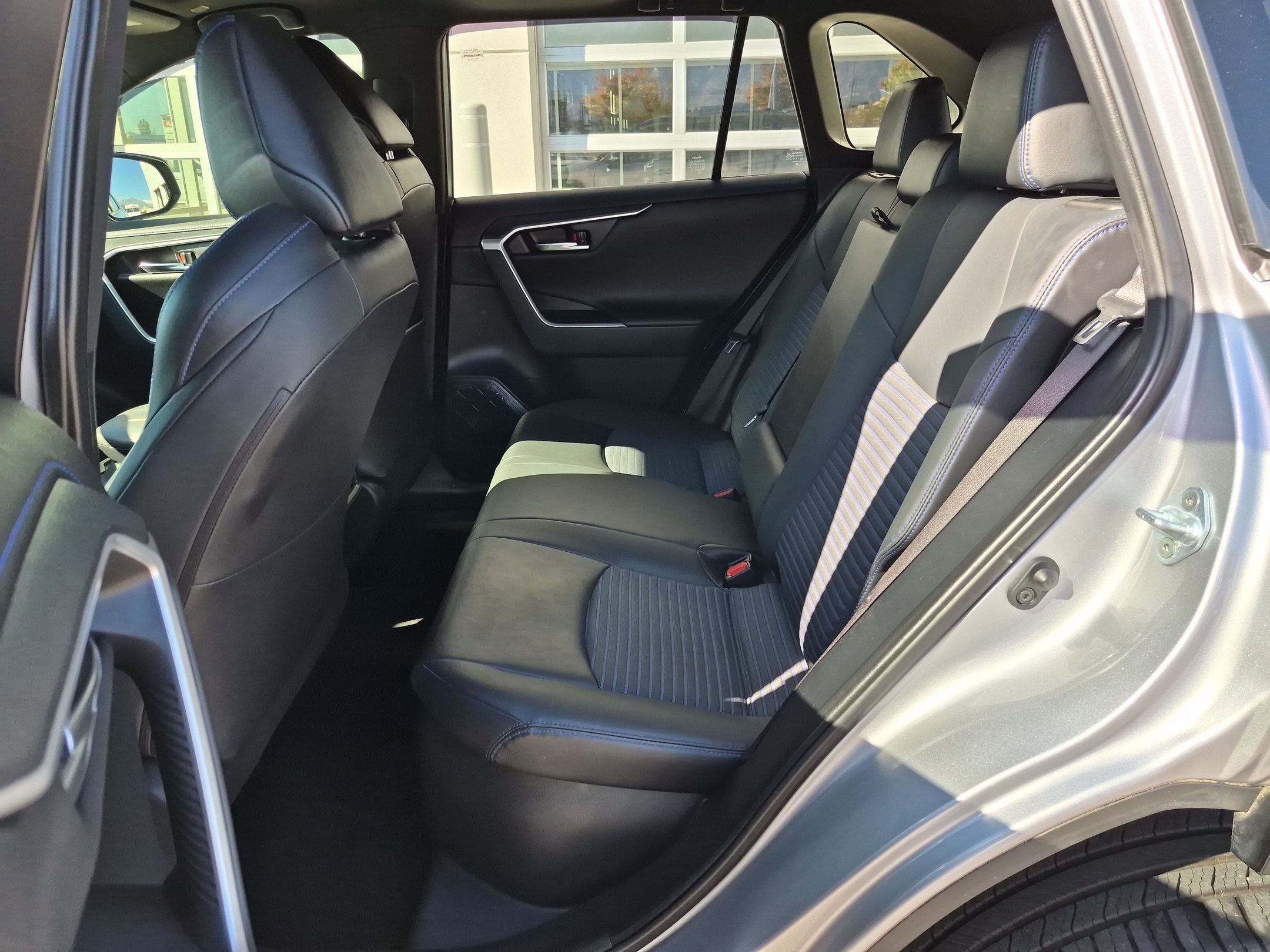 Used 2023 Toyota RAV4 XSE w/ XSE Grade Weather Package AWD/4WD image 30