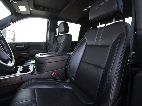 Used 2022 Chevrolet Silverado 2500 High Country w/ Safety Package II image 9