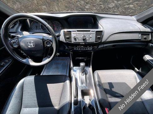Used 2017 Honda Accord Sport image 14