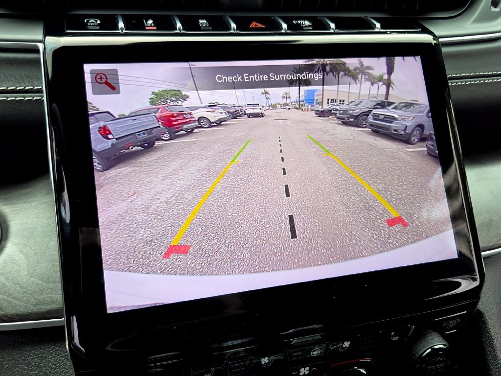 Used 2023 Jeep Grand Cherokee Overland AWD/4WD image 26