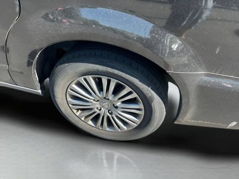 Used 2014 Chrysler Town & Country Touring-L FWD image 14