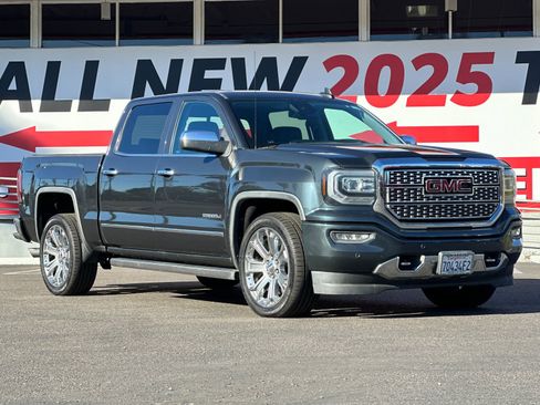 Used 2017 GMC Sierra 1500 Denali w/ Denali Ultimate Package image 8