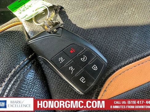 Used 2022 GMC Yukon AT4 AWD/4WD image 34