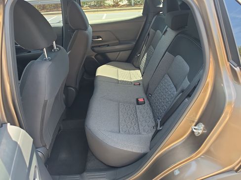 Used 2025 Nissan Kicks SV image 12