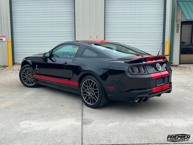 Used 2013 Ford Mustang Shelby GT500 RWD image 86