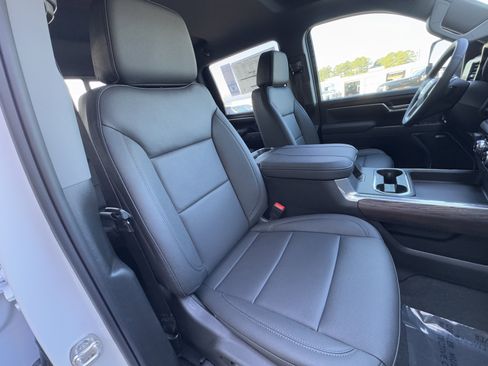 New 2026 GMC Sierra 2500 SLT w/ SLT Premium Package image 22