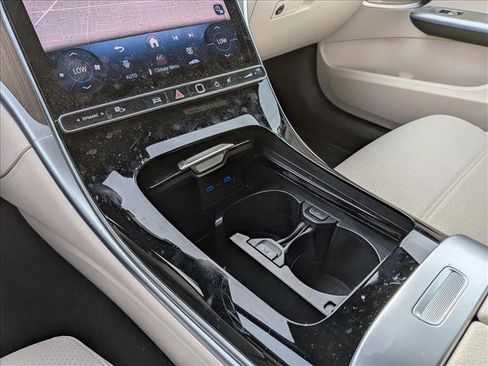 Certified 2025 Mercedes-Benz C 300 Sedan image 12